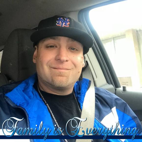 Meet your Posher, Derek - Picture 1 of 1